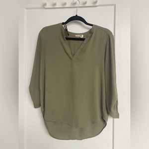 Everleigh Chiffon blouse olive green